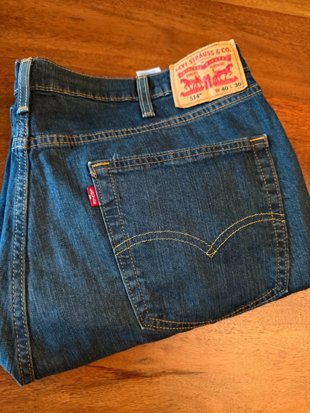 Levi's 514 - Faded Wash - 40x30 Like New